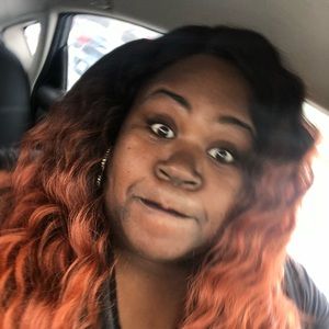 Meet your Posher, Ebony